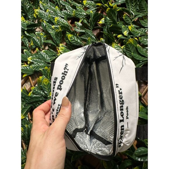 Winnie the Pooh Lunch Box - Picture 2 of 5